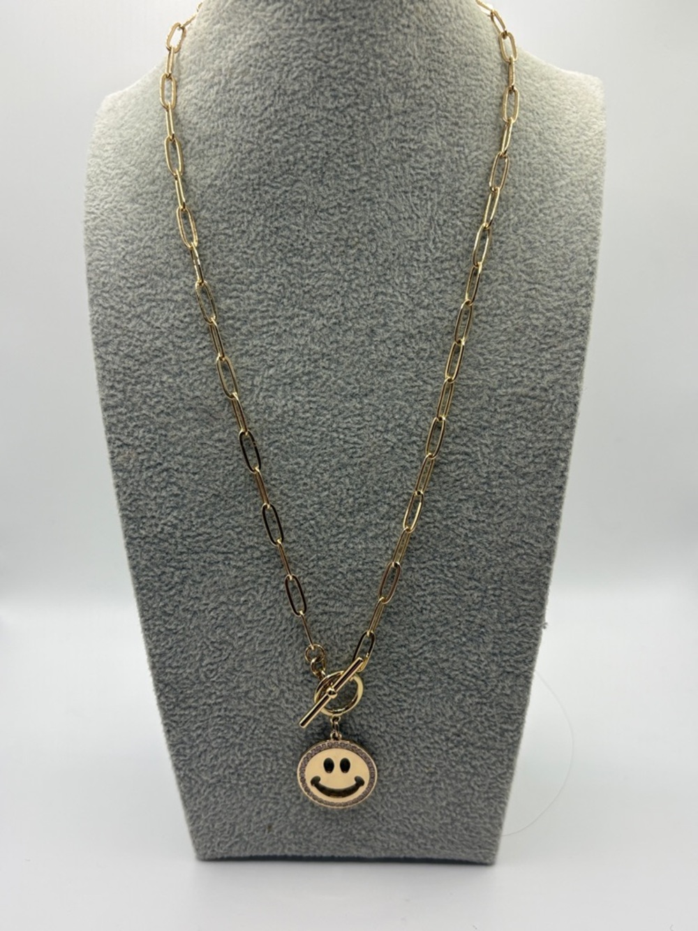 Gold Smiley Face Pendant Necklace - Gold Toggle Paperclip 18” - Picture 4 of 9